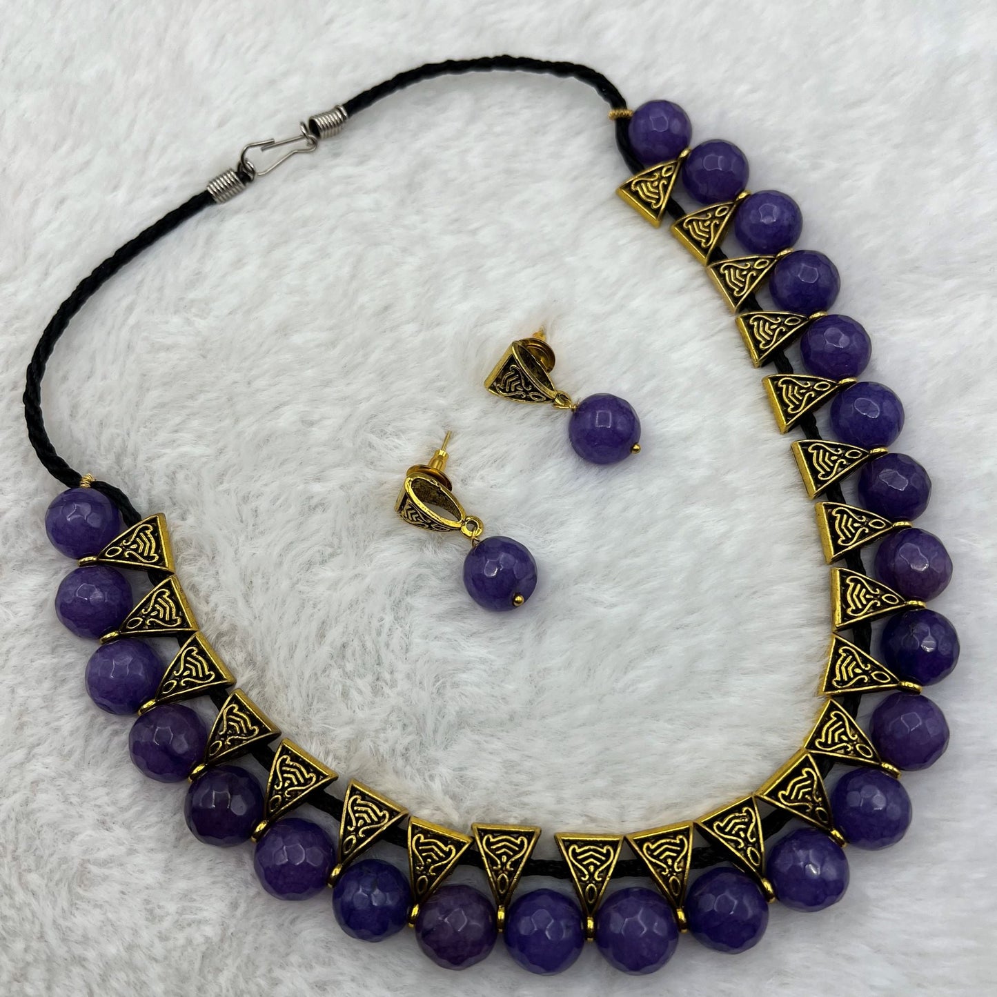 Fashion - Violet Agate Beads Oxidized Antique Gold Tone Thread Necklace Set