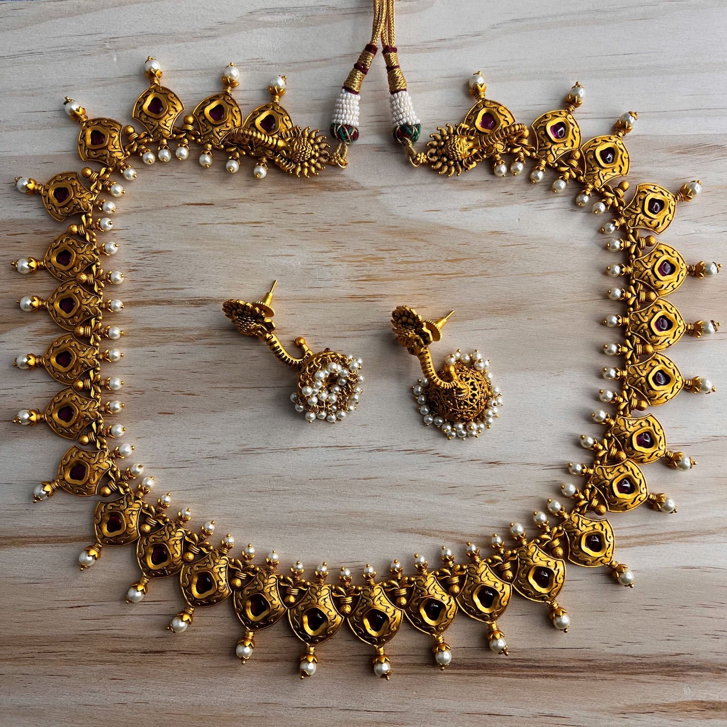 Fashion Premium - Exclusive Festive Ruby Pink Antique Traditional Necklace Set