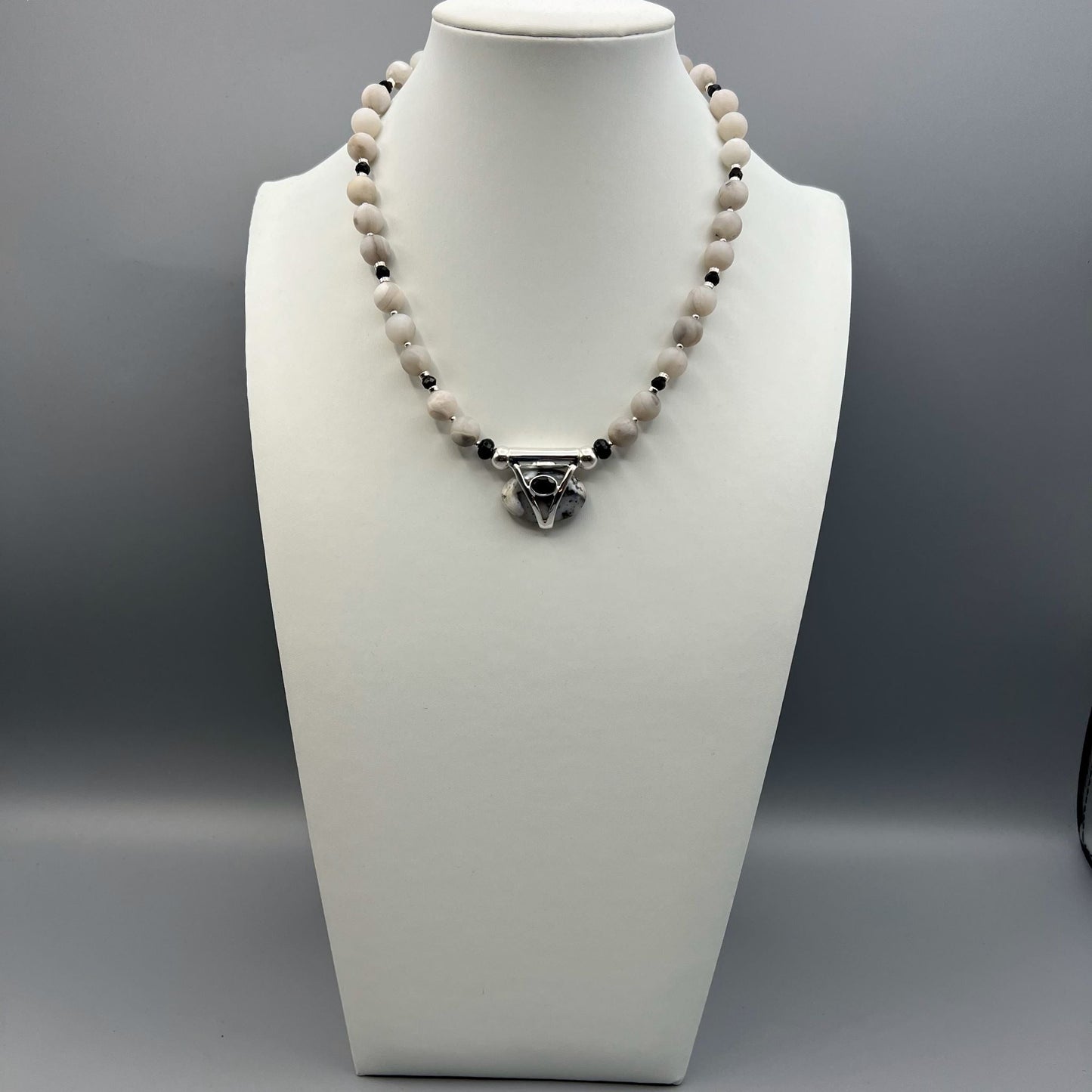 925 Silver Trendy Handcrafted White Matte Agate Single Strand Bead Necklace Set
