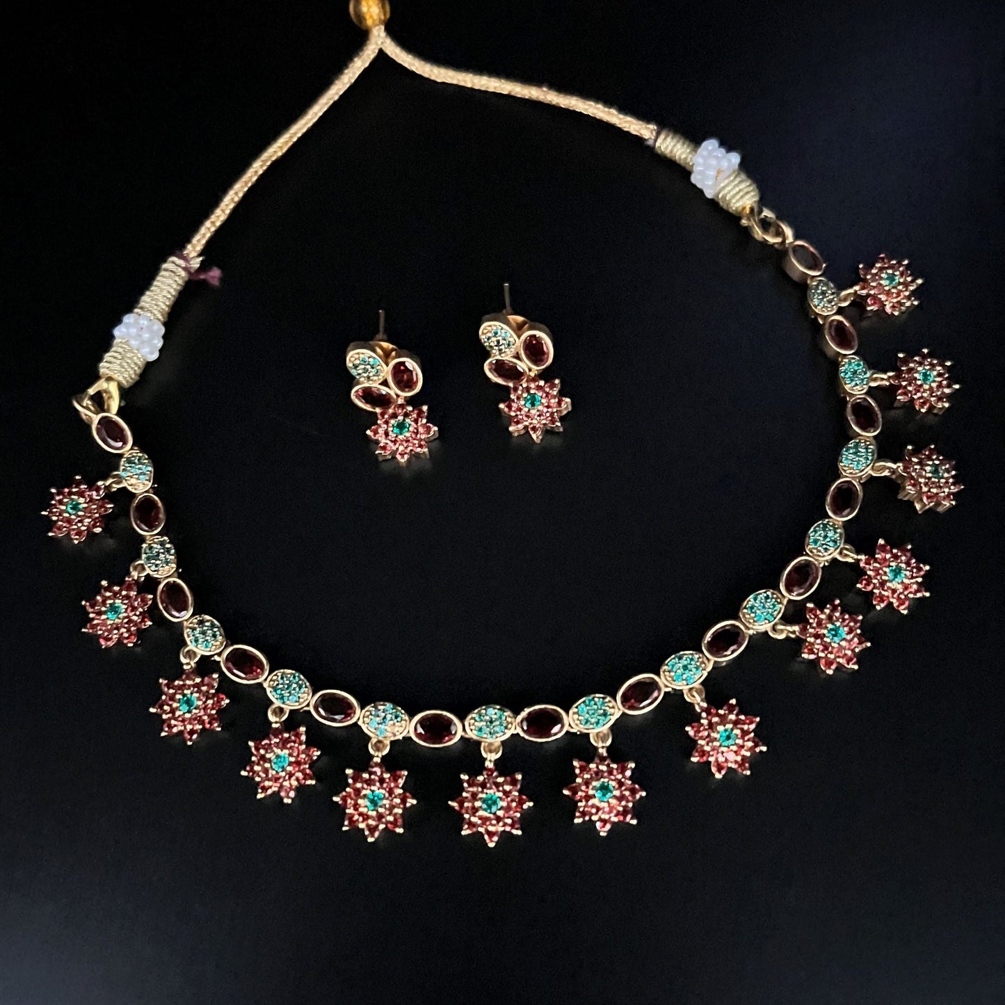 Fashion - Elegant Floral Motifs Design Ruby Pink & Green Antique Traditional Necklace Set