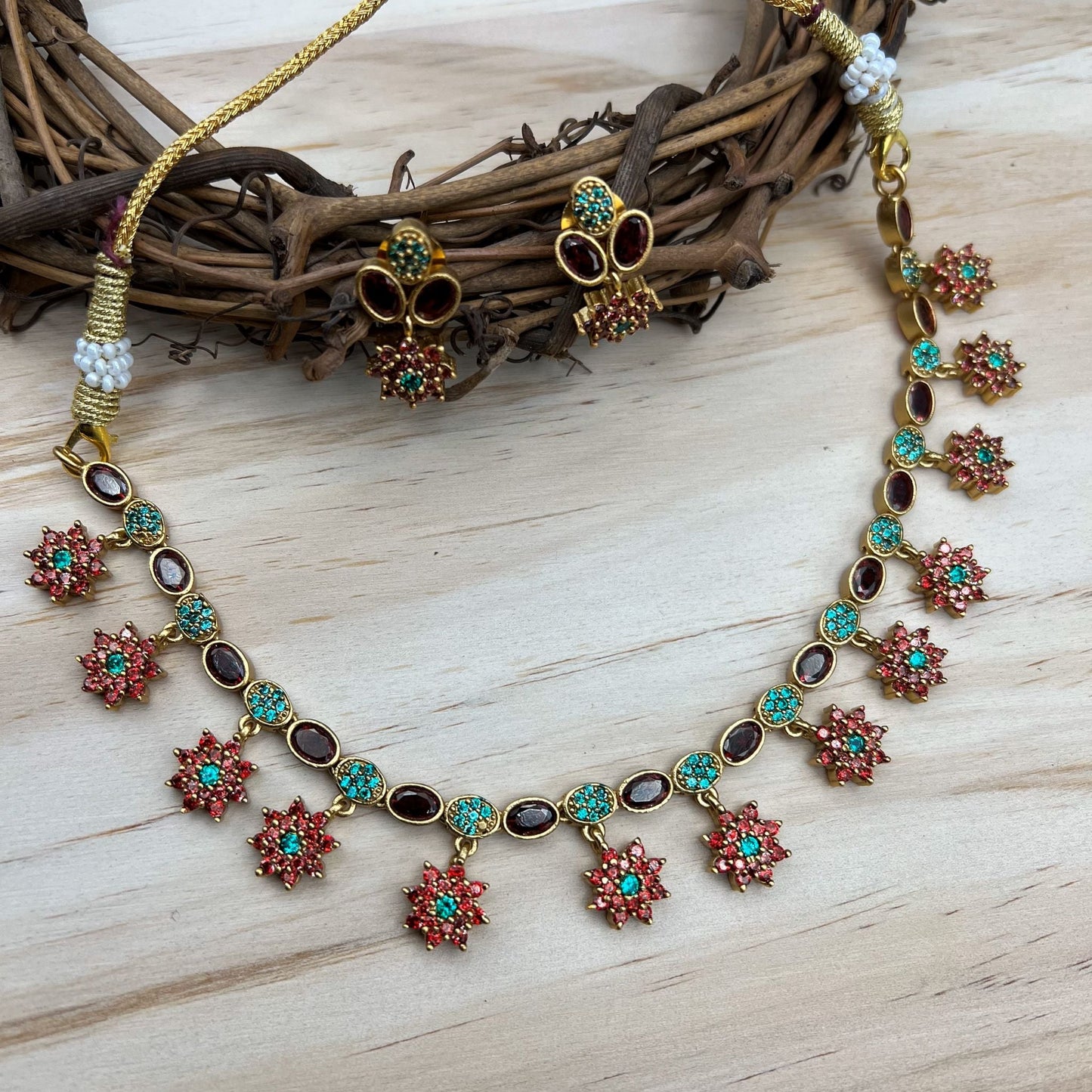 Fashion - Elegant Floral Motifs Design Ruby Pink & Green Antique Traditional Necklace Set