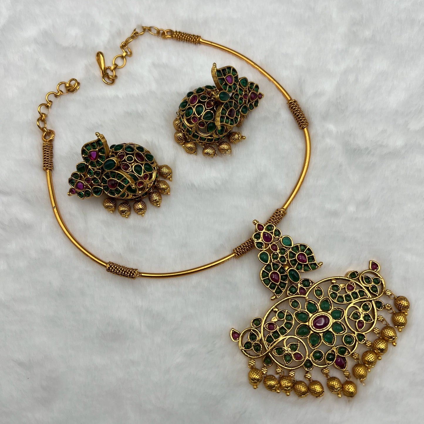 Fashion - Peacock Design Classic Style Green, Ruby Pink Color Antique Traditional Necklace Set With Matte Gold Tone Plating