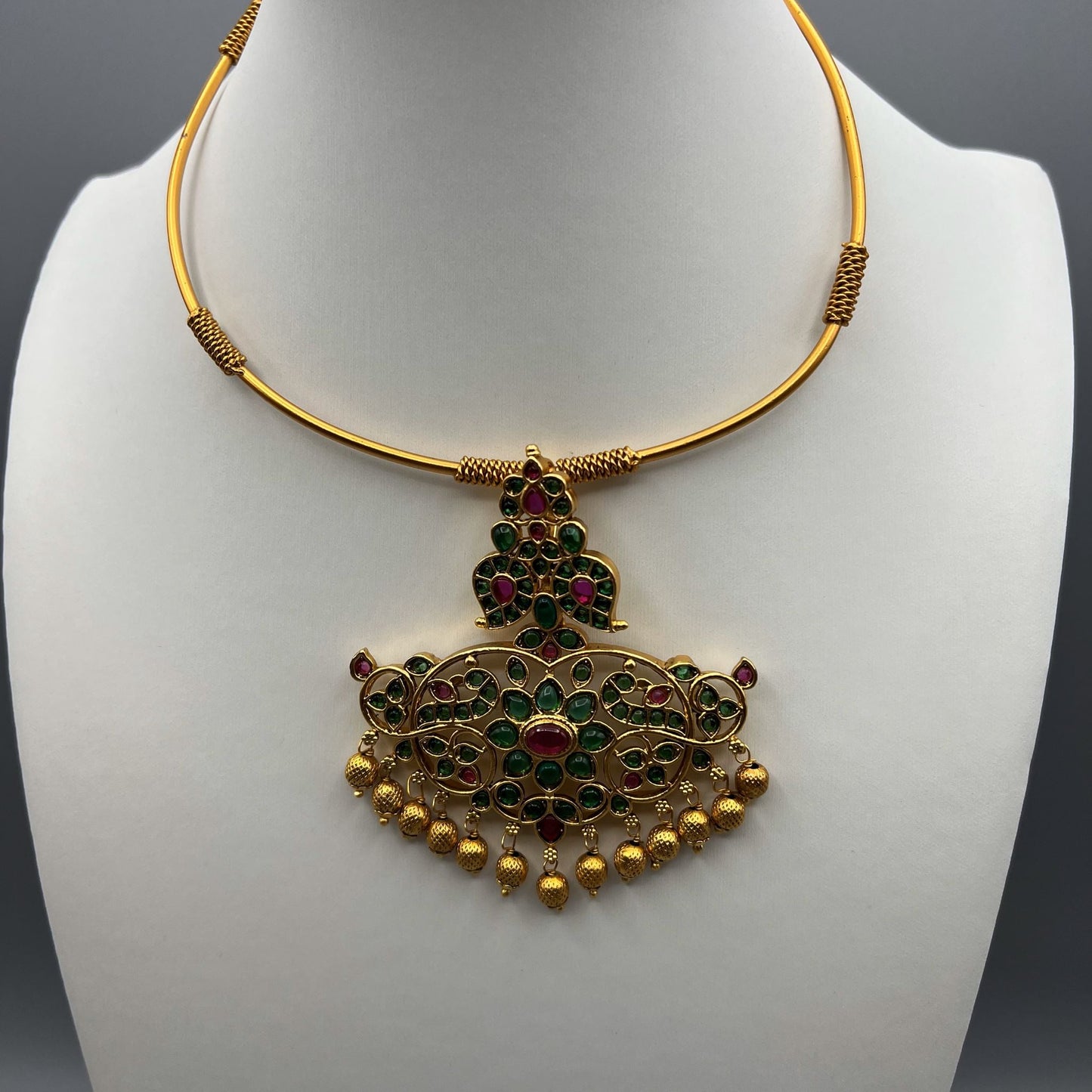 Fashion - Cuff/Hasli Peacock Design Green, Ruby Pink Antique Traditional Necklace Set