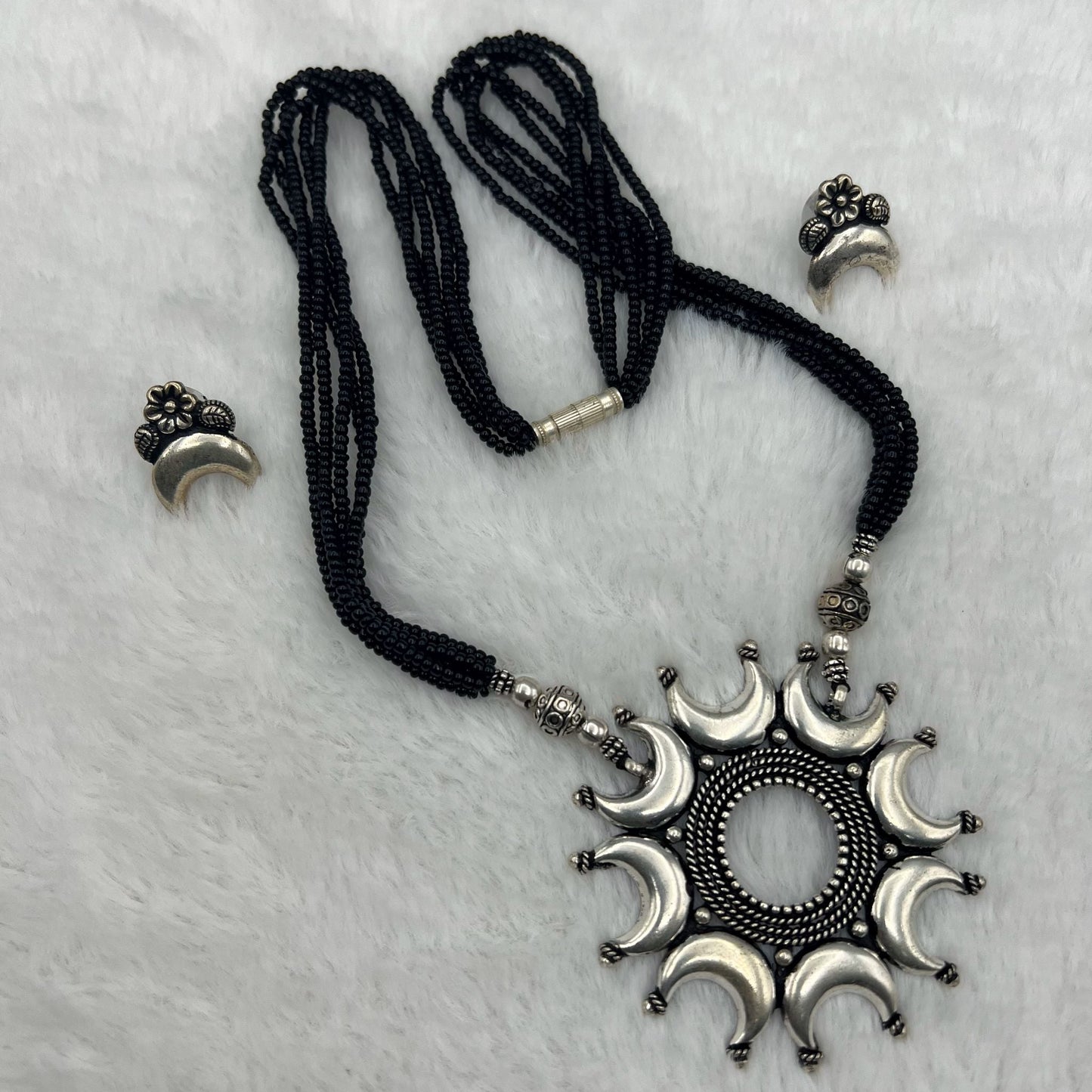 Fashion - Trendy Style Black Color Oxidized, Bead Mix Necklace Set With Oxidized Silver Tone Plating