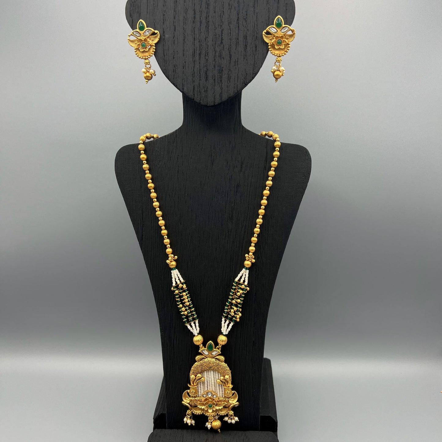 Fashion - Classic Rajwadi Design Green Antique Traditional, Bead Mix Necklace Set