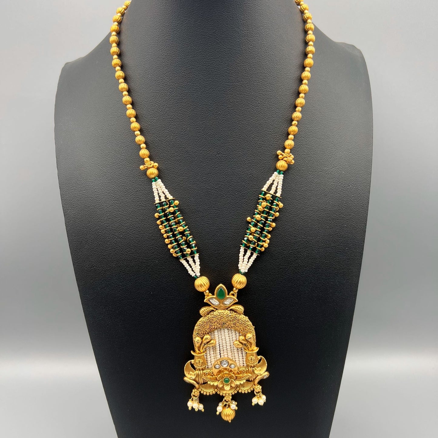 Fashion - Classic Rajwadi Design Green Antique Traditional, Bead Mix Necklace Set