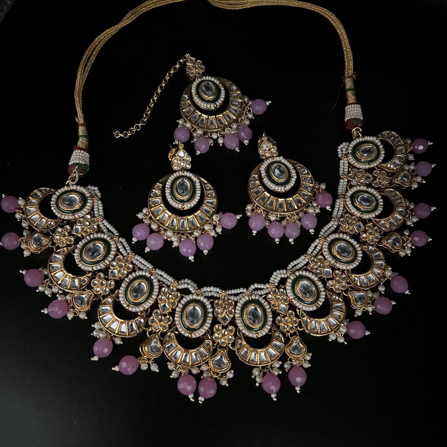 Fashion - Eye Catching Lavender Purple Kundan Jewelry Set