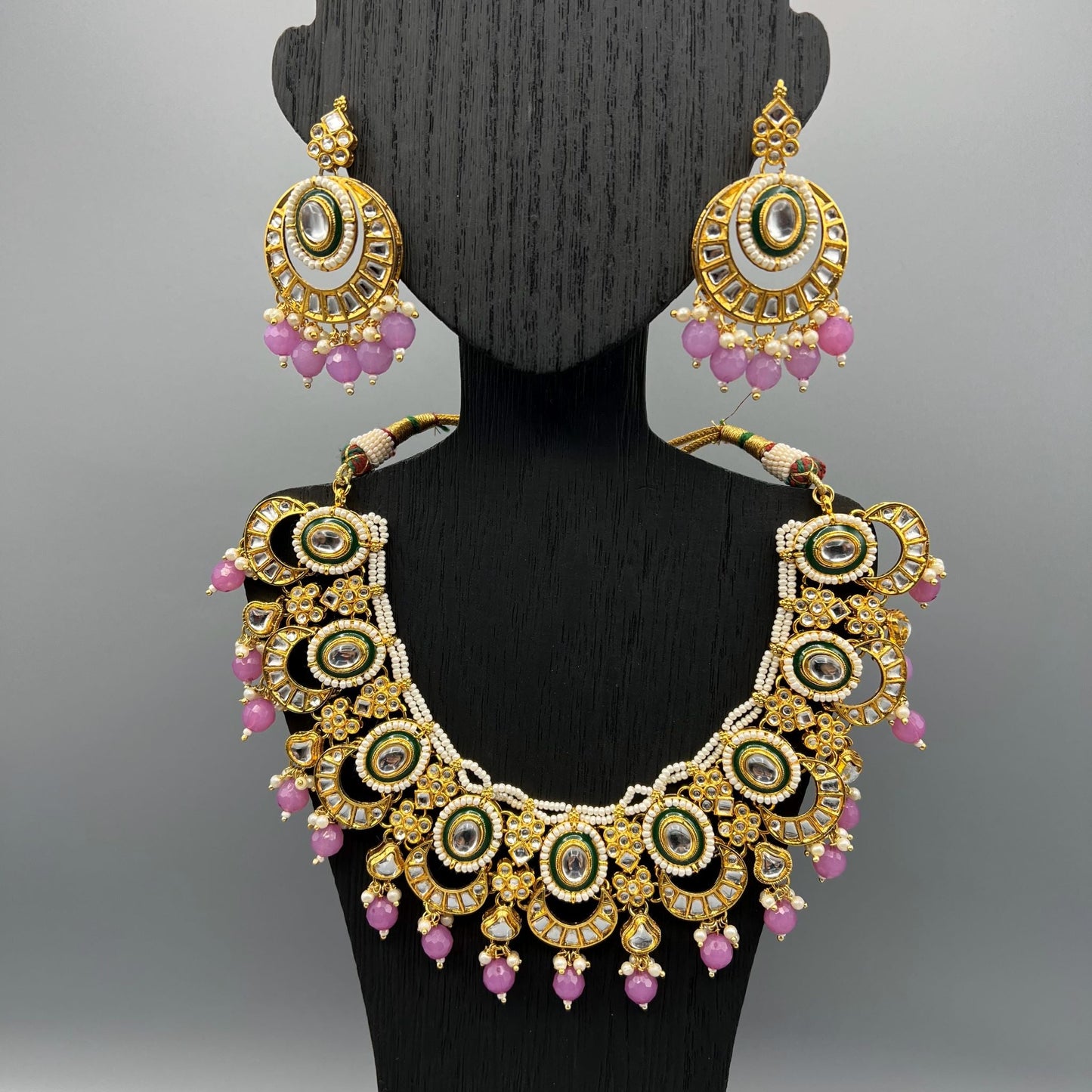 Fashion - Eye Catching Lavender Purple Kundan Jewelry Set