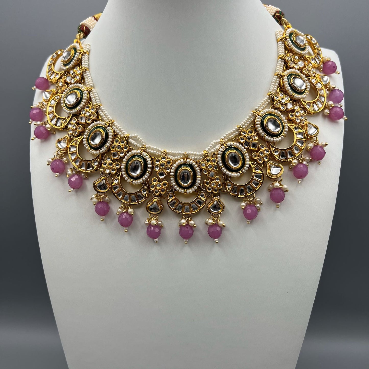 Fashion - Eye Catching Lavender Purple Kundan Jewelry Set