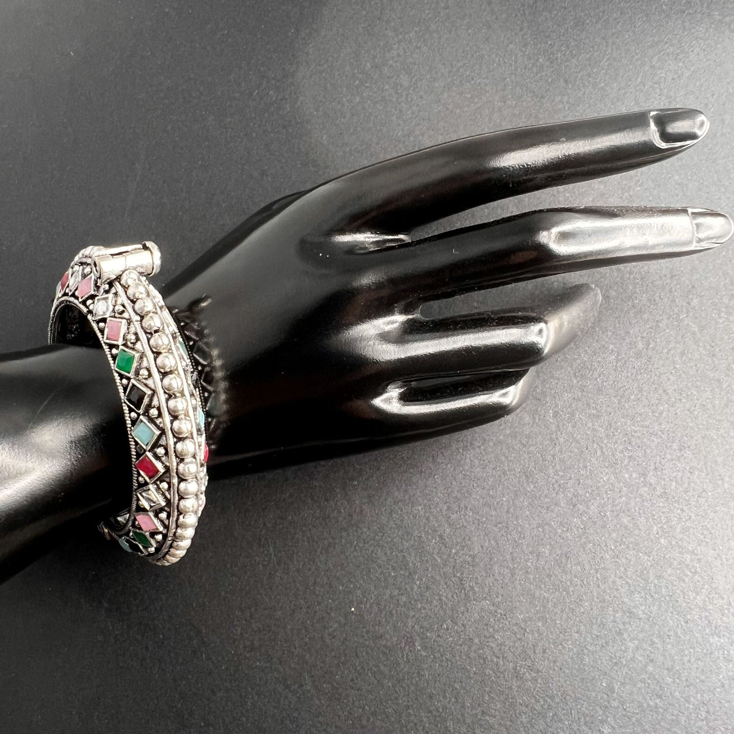 Fashion - Classic Style Multi Color Oxidized Bracelet With Oxidized Silver Tone Plating