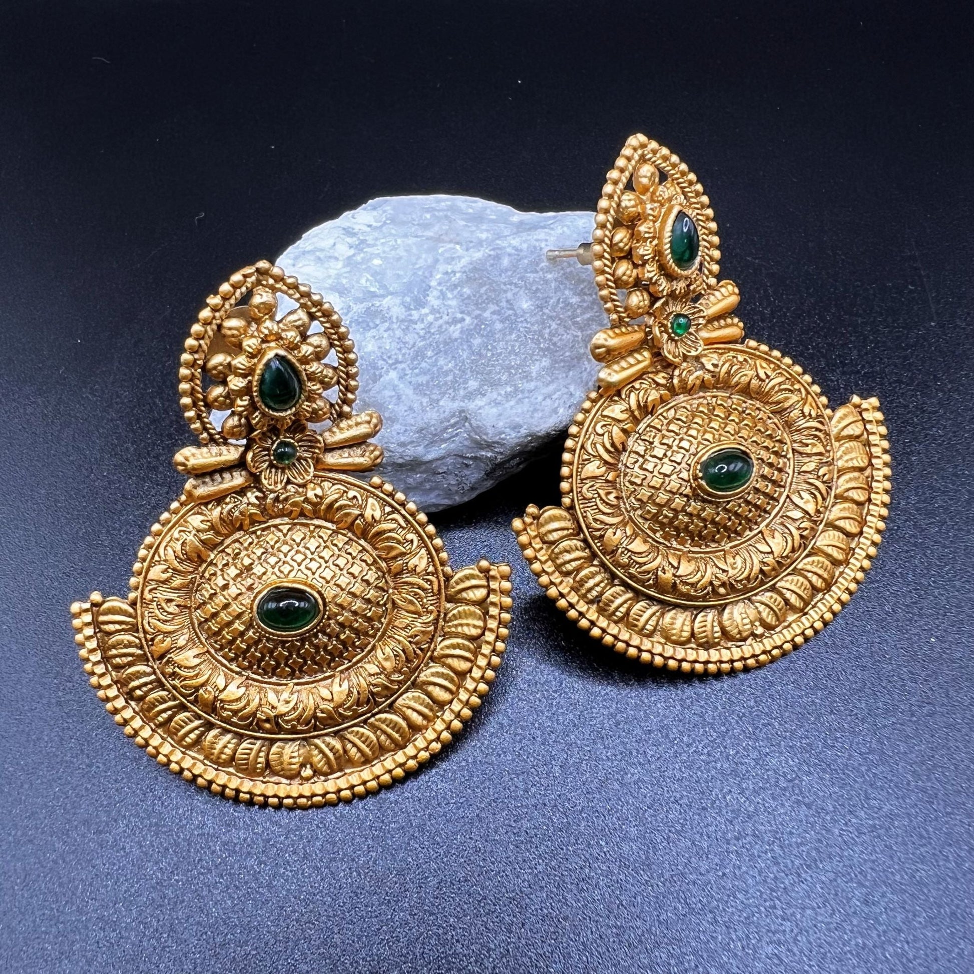 Fashion - Classic Green Color Antique Traditional Dangler Earrings