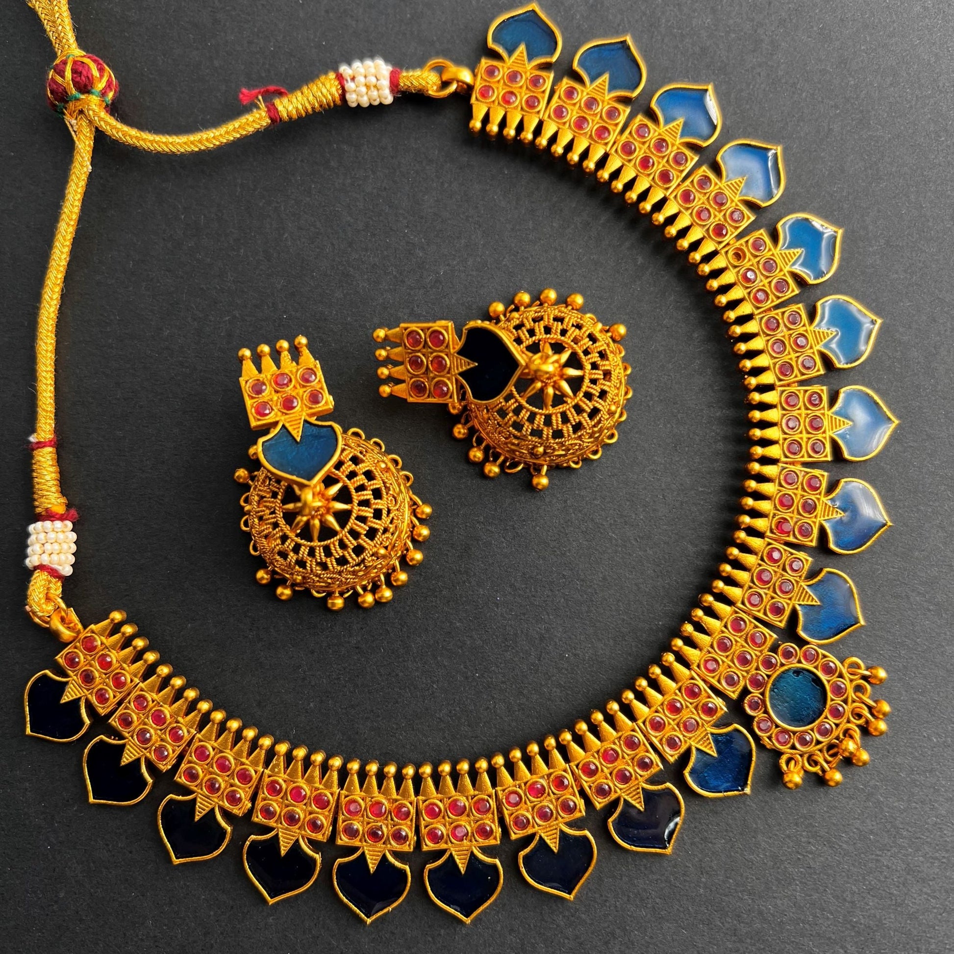 Fashion - Classic Style Red, Blue Color Antique Traditional Necklace Set With Matte Gold Tone Plating