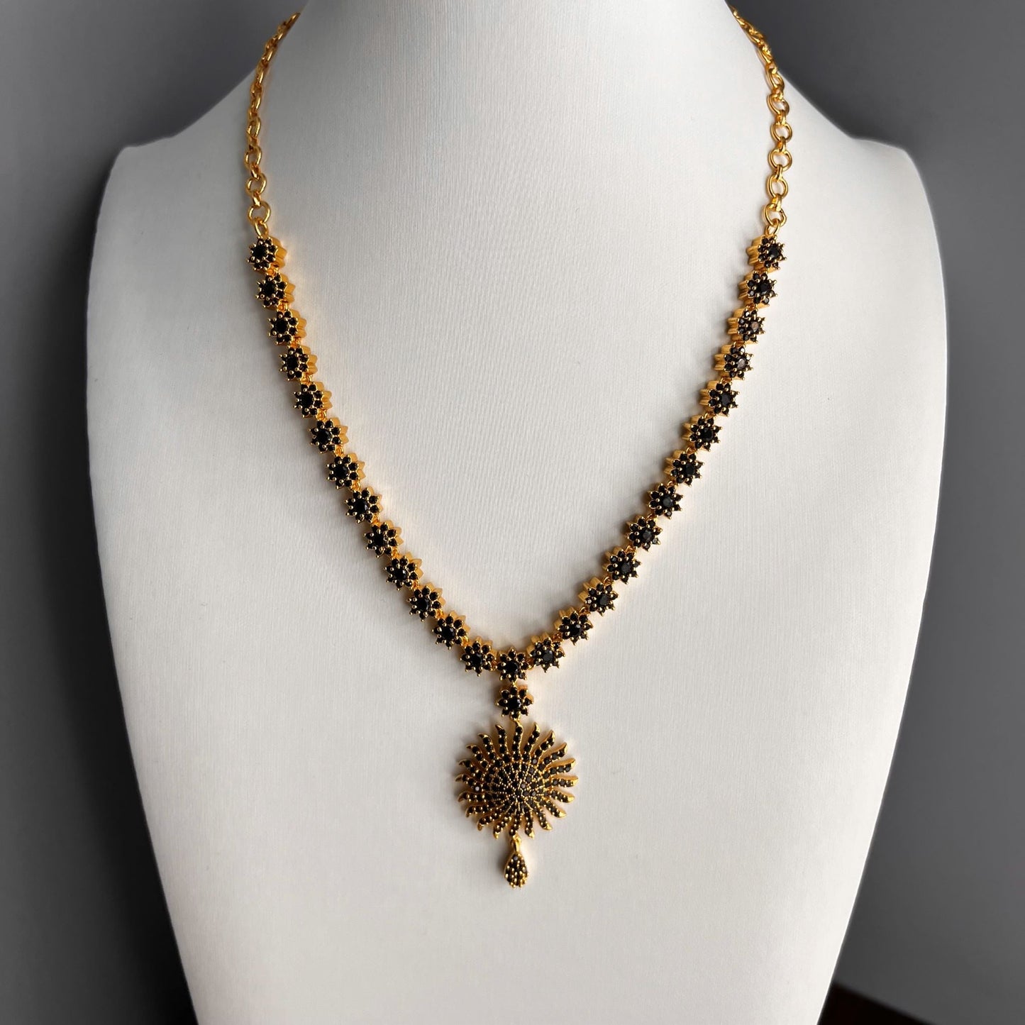 Fashion - Dainty Sunflower Design Black AD/CZ Stone Necklace Set