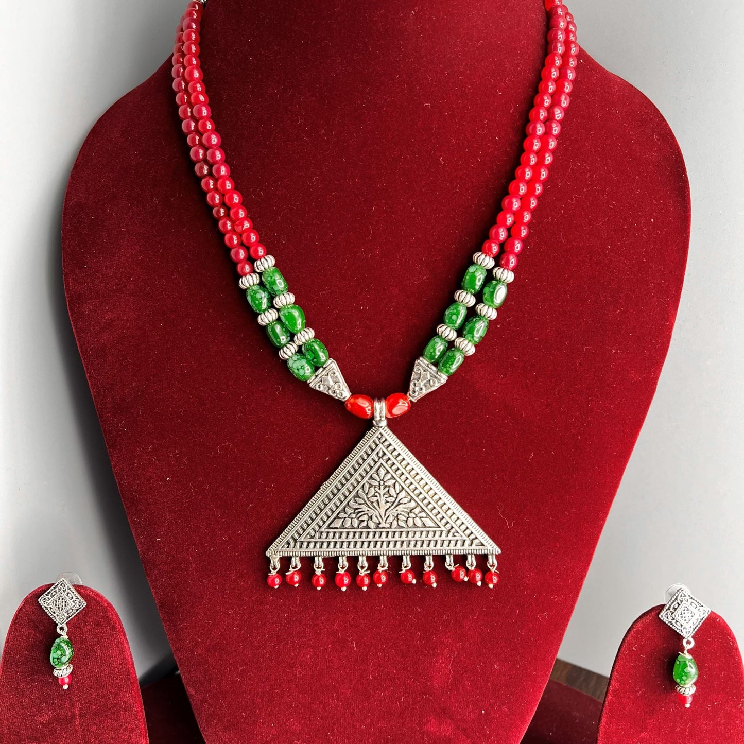 Fashion - Trendy Red & Green Beads Oxidized, Bead Mix Necklace Set