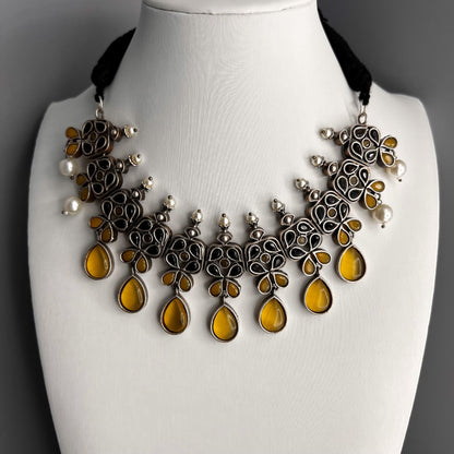 Fashion - Classic Yellow & Black Oxidized Necklace Set