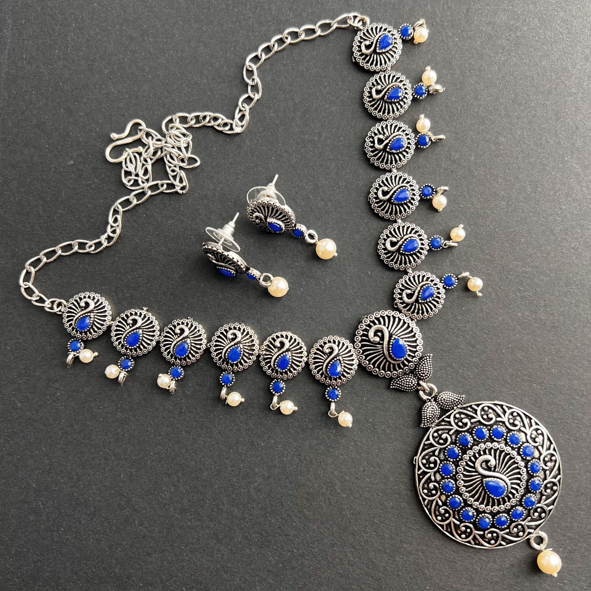 Fashion - Classic Style Blue Color Oxidized Necklace Set With Oxidized Silver Tone Plating