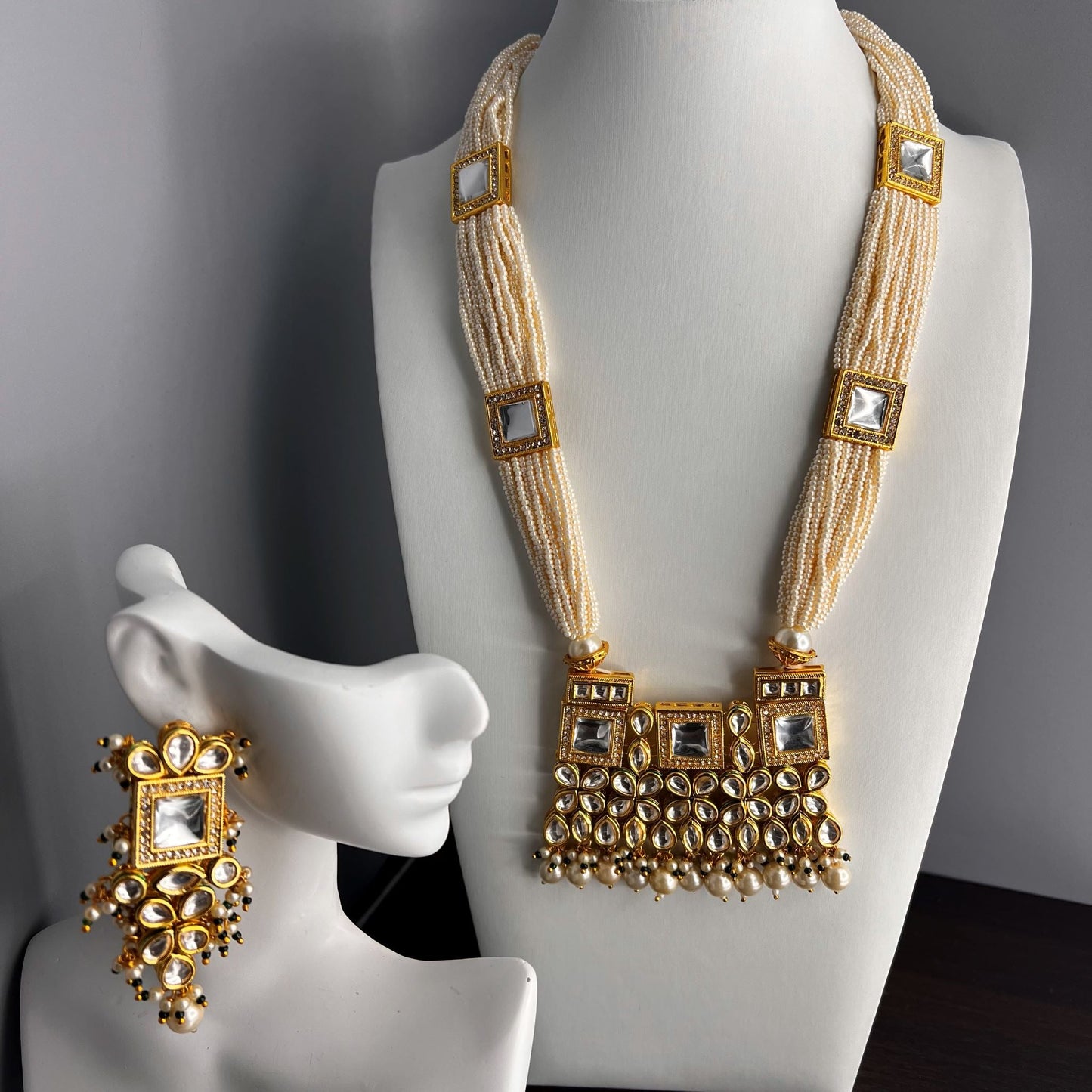 Fashion - Attractive Designer White Color Kundan, Bead Mix Necklace Set