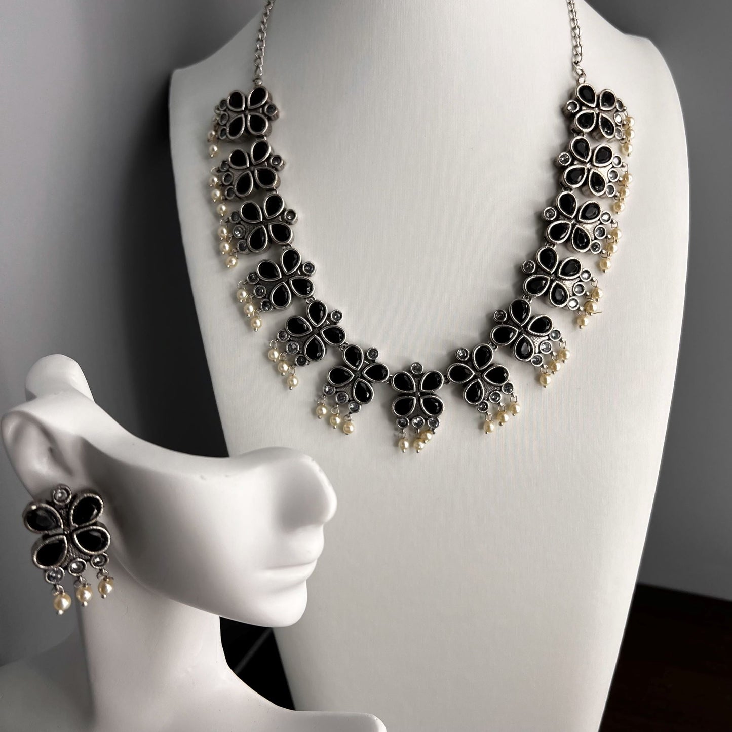 Fashion - Trendy Clove Design Black Oxidized Necklace Set