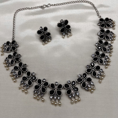 Fashion - Trendy Clove Design Black Oxidized Necklace Set