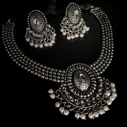 Fashion - Classic Style White Color Oxidized Necklace Set With Oxidized Silver Tone Plating