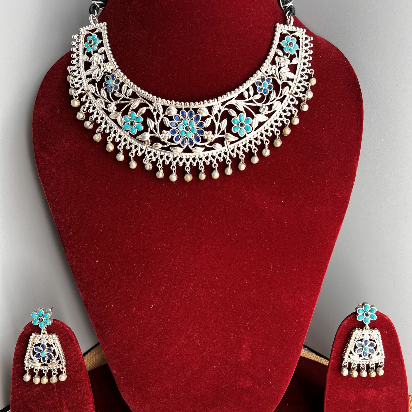 Fashion - Unique Floral Design Aqua Blue Oxidized Necklace Set