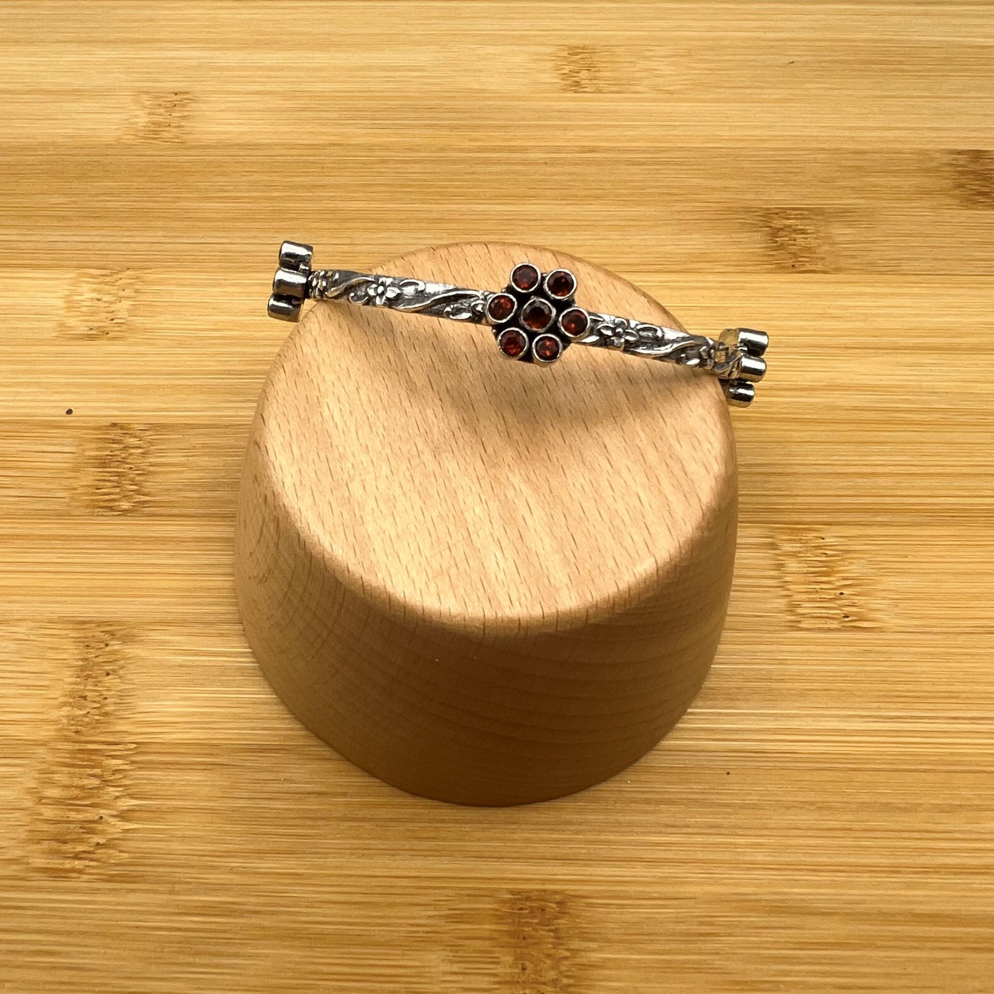 925 SS Classic Red Color Garnet Cut Stone Bracelet