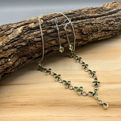 925 Silver Classic Light Green Peridot Cut Stone Necklace Set