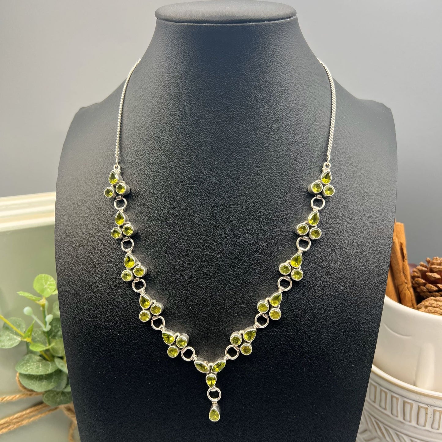 925 Silver Classic Light Green Peridot Cut Stone Necklace Set