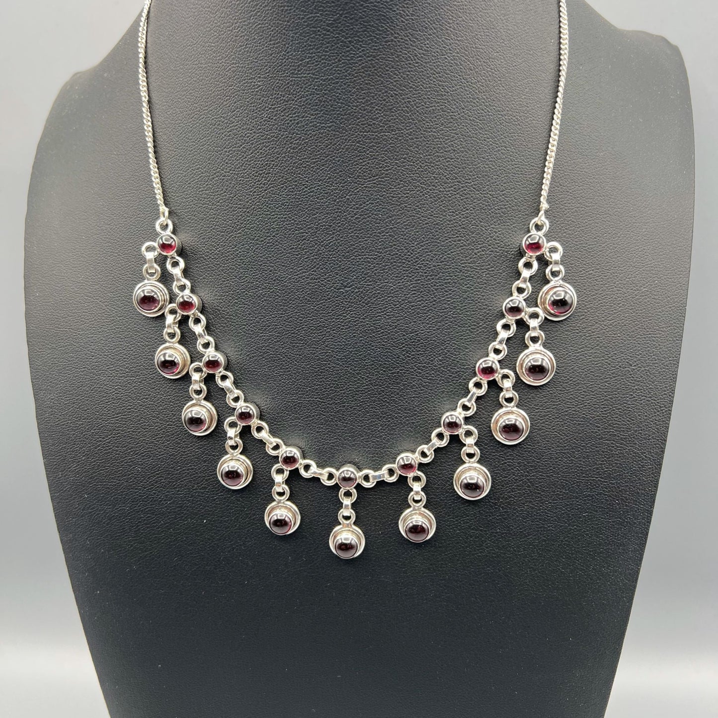 925 Silver Trendy Red Garnet Cabochon Stone Necklace Set