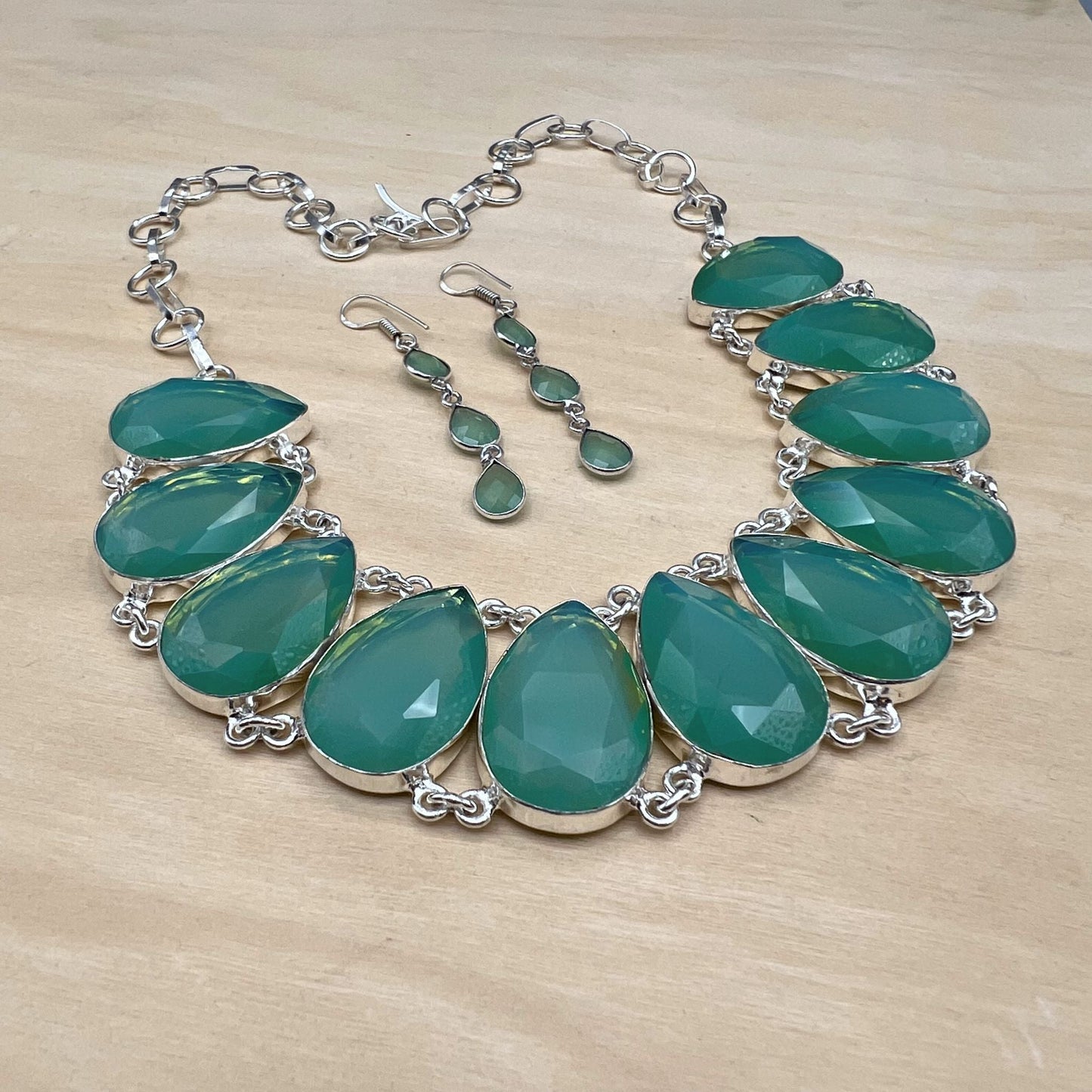 925 SS Designer Festive Light Green Color Chalcedony Cut Stone Jewelry Set