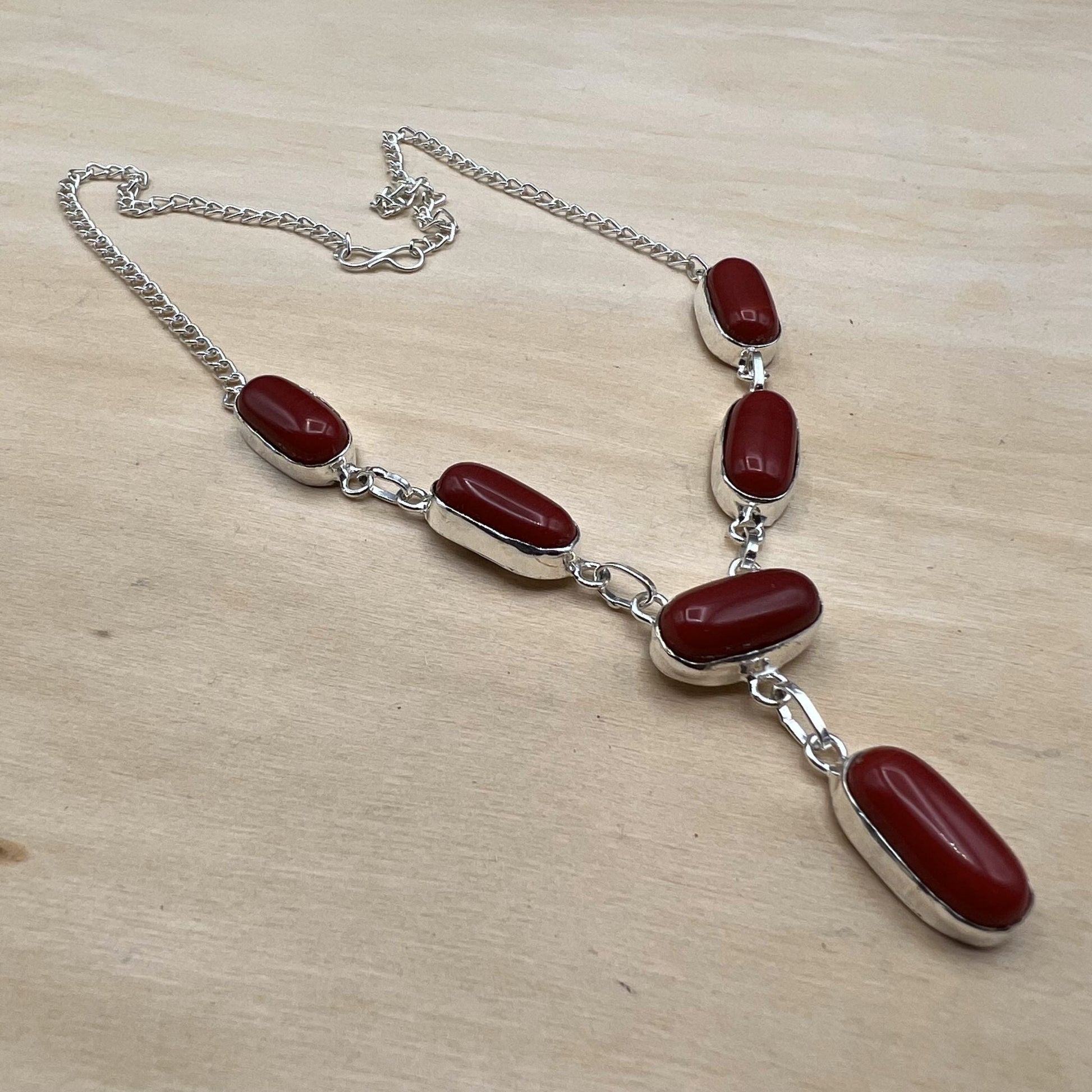 925 SS Classic Red Color Coral Cabochon Stone Necklace