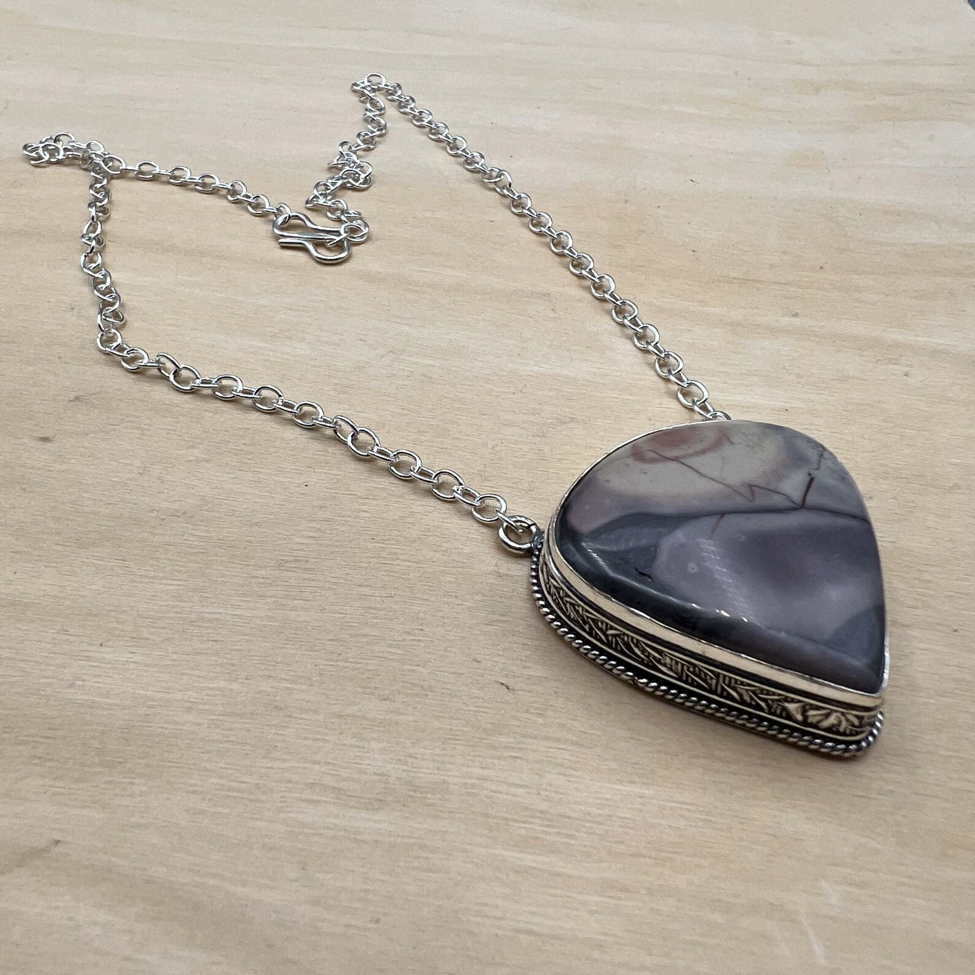 925 SS Trendy Brown Color Mookaite Cabochon Stone Necklace