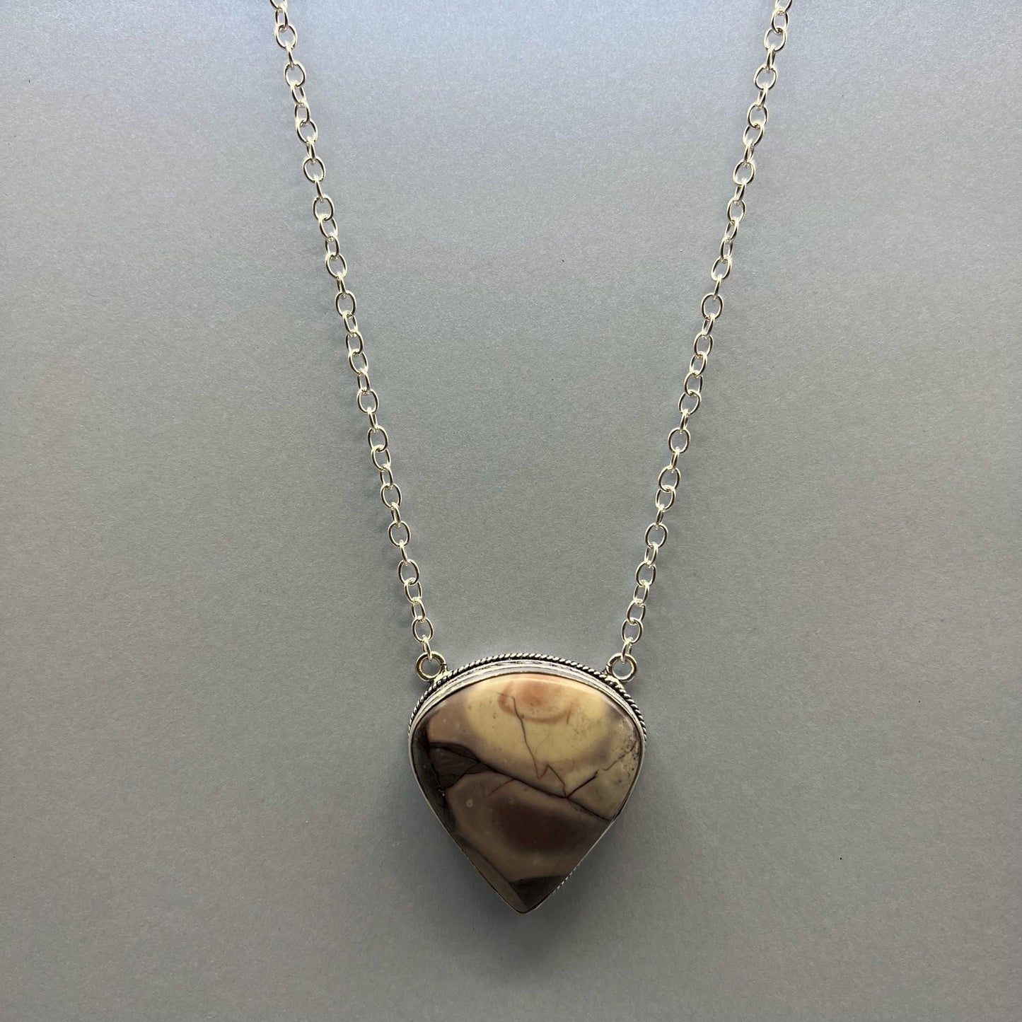 925 Silver Trendy Brown Mookaite Cabochon Stone Pendant Necklace