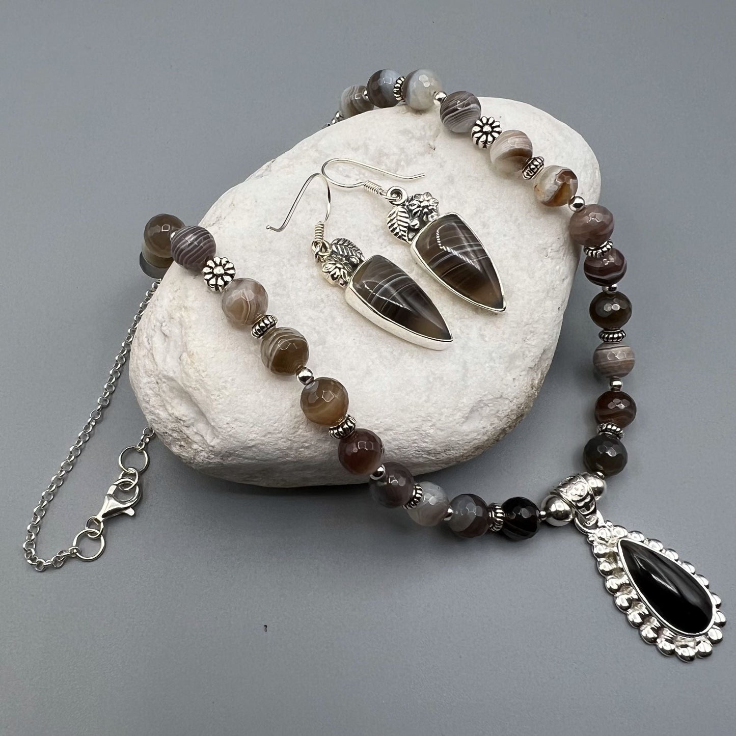 925 SS Designer Classic Brown Color Botswana Agate Bead Necklace Set