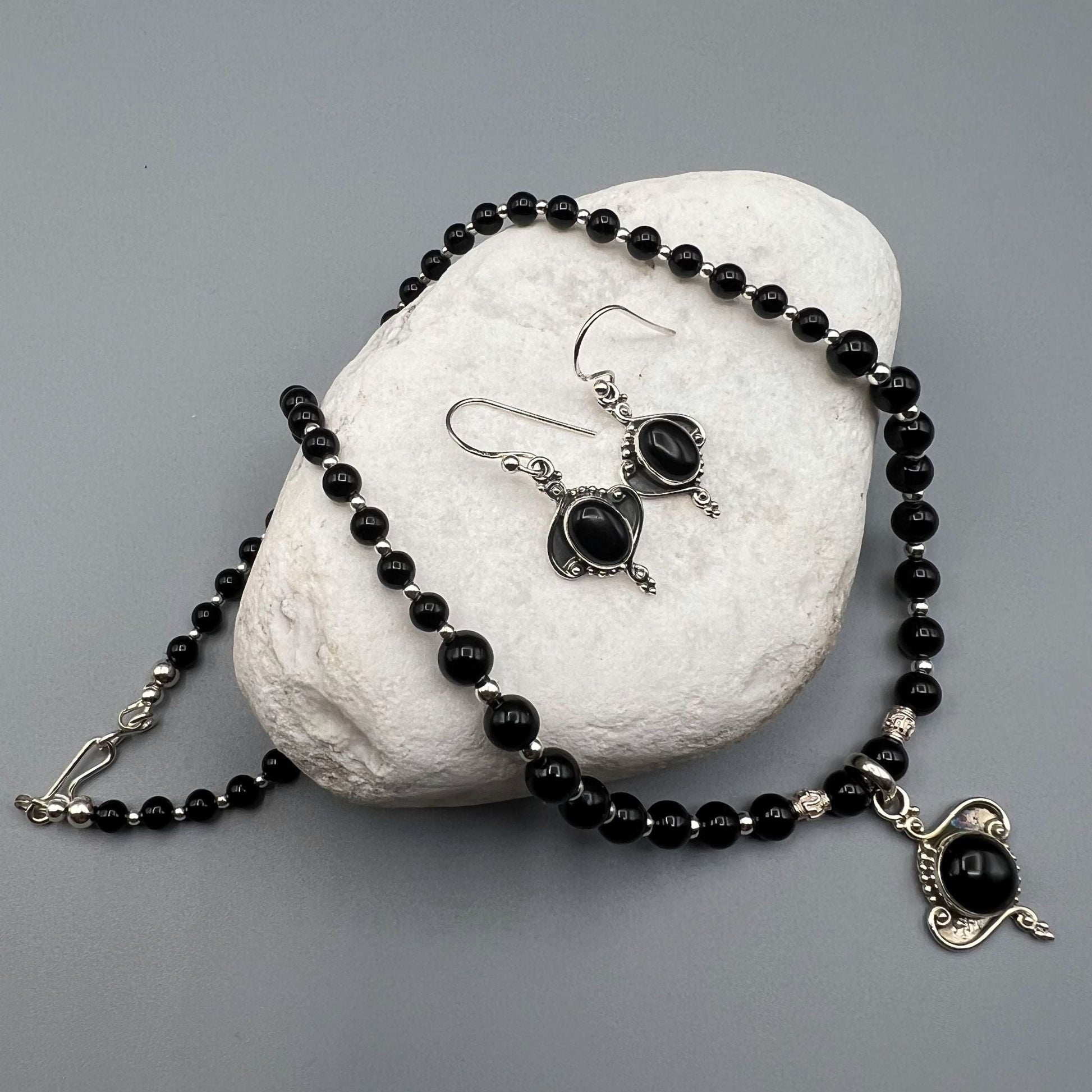 925 SS Dainty Black Color Onyx Bead Necklace Set