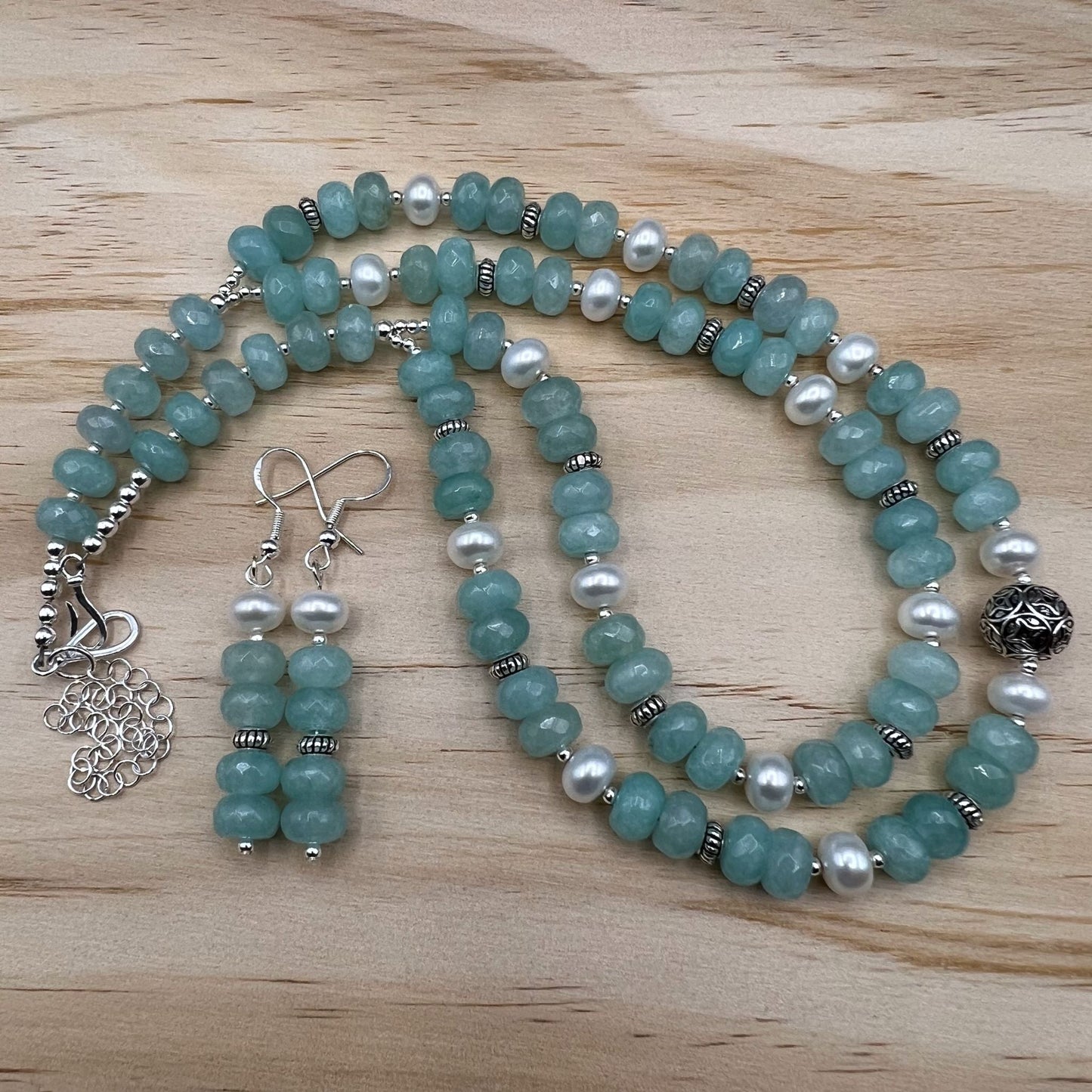 925 Silver Designer Classic Handcrafted Mint Green Jade & Pearl Dual Strand Bead Choker Necklace Set