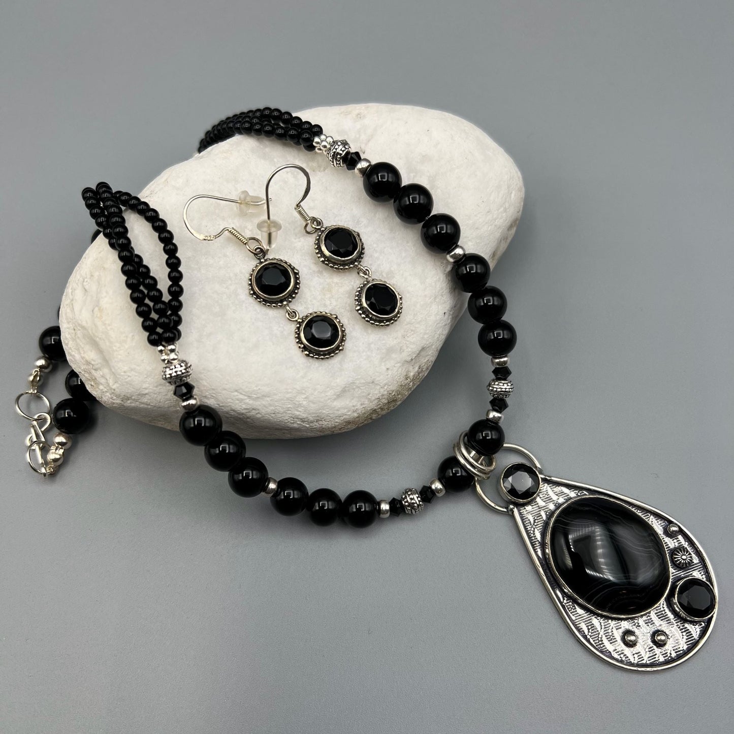 925 Oxidized Silver Antique Look Classic Black Onyx & Black Banded Agate Single Strand Bead Necklace Set