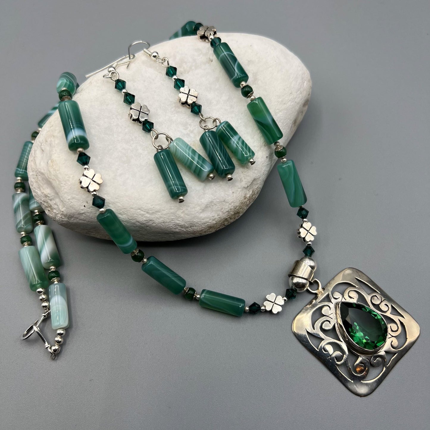 925 SS Trendy Green Color Botswana Agate, Green Hydro (Glass) Bead Necklace Set